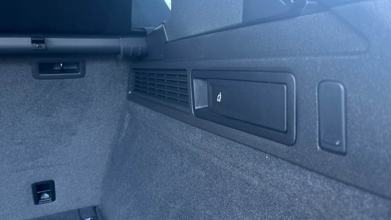 Used Volkswagen Touareg 2025 for sale - 77579441: Photo 26