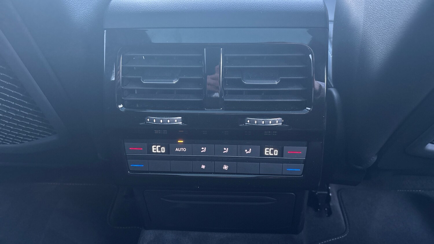 Used Volkswagen Touareg 2025 for sale - 77579441: Photo 31