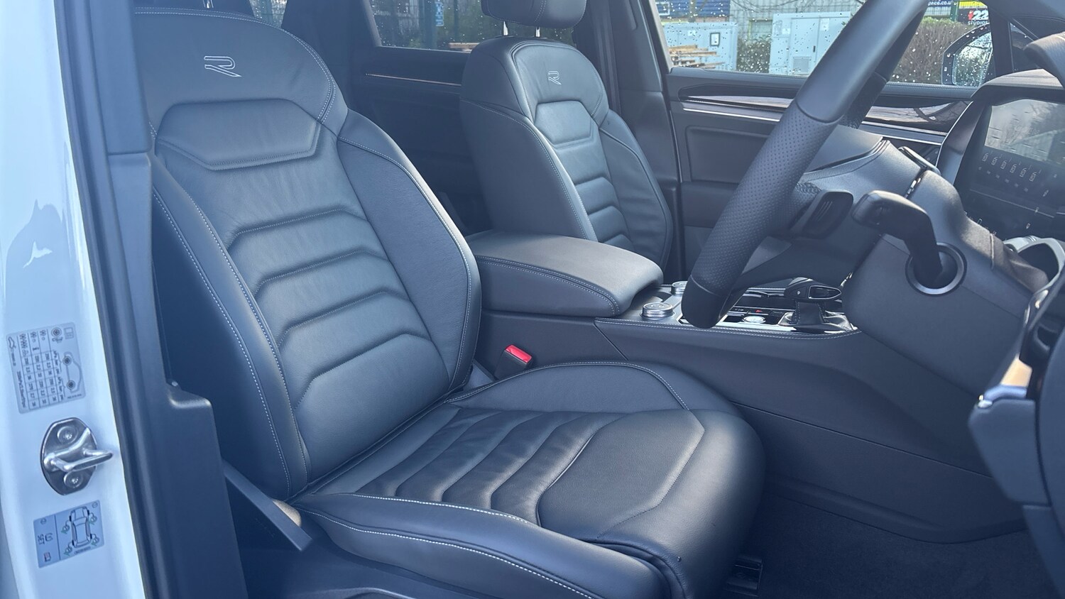 Used Volkswagen Touareg 2025 for sale - 77579441: Photo 33