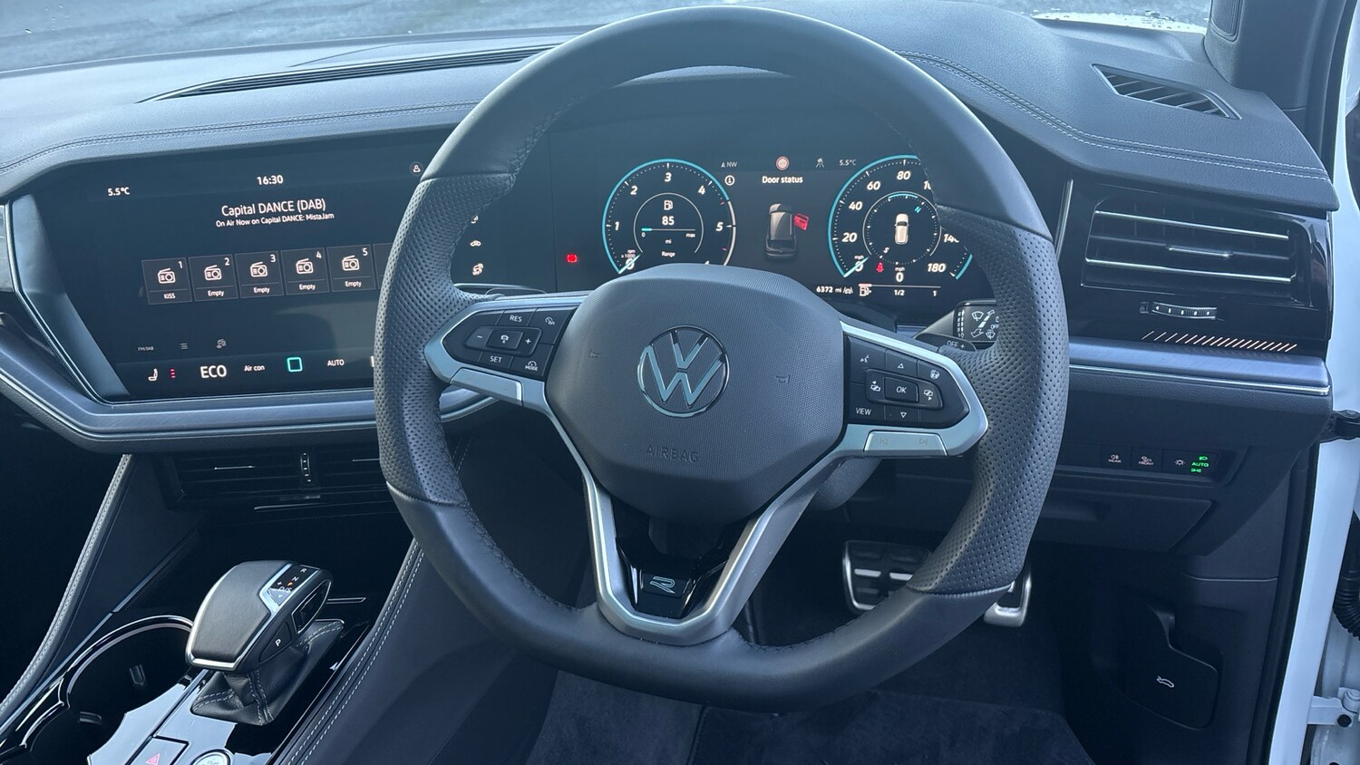 Used Volkswagen Touareg 2025 for sale - 77579441: Photo 39