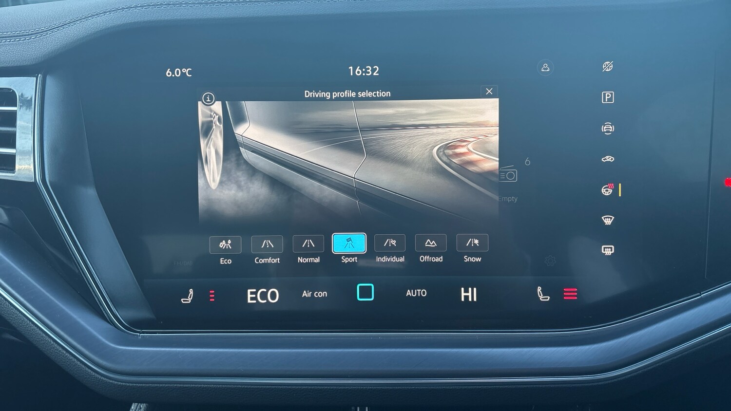 Used Volkswagen Touareg 2025 for sale - 77579441: Photo 52