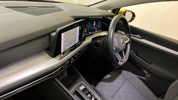 Used Volkswagen Golf 2020 for sale - 75470144: Photo 2