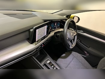 Used Volkswagen Golf 2020 for sale - 75470144: Photo