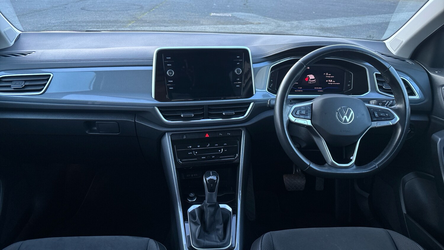 Used Volkswagen T-Roc 2022 for sale - 77732295: Photo 10