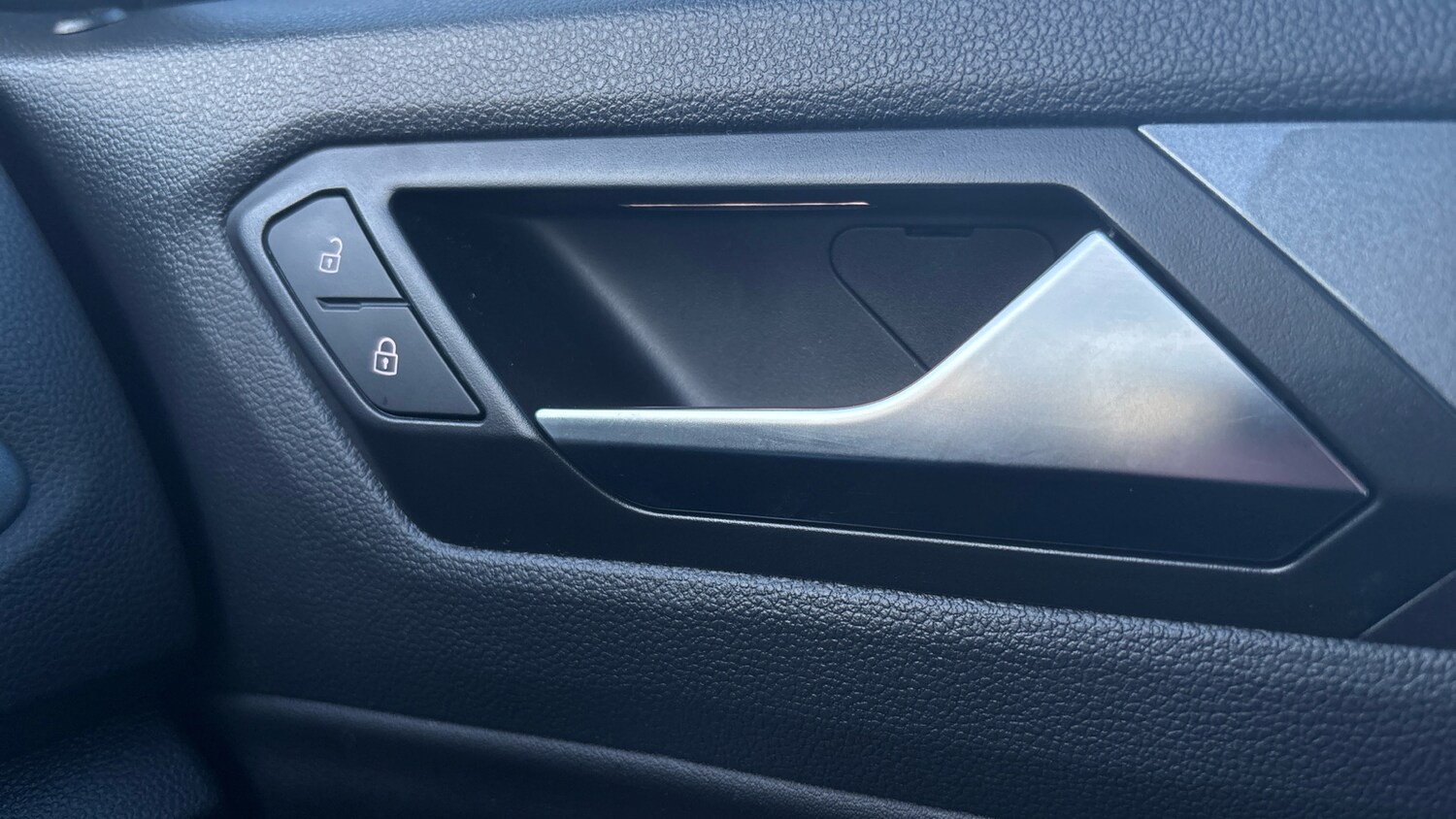 Used Volkswagen T-Roc 2022 for sale - 77732295: Photo 27