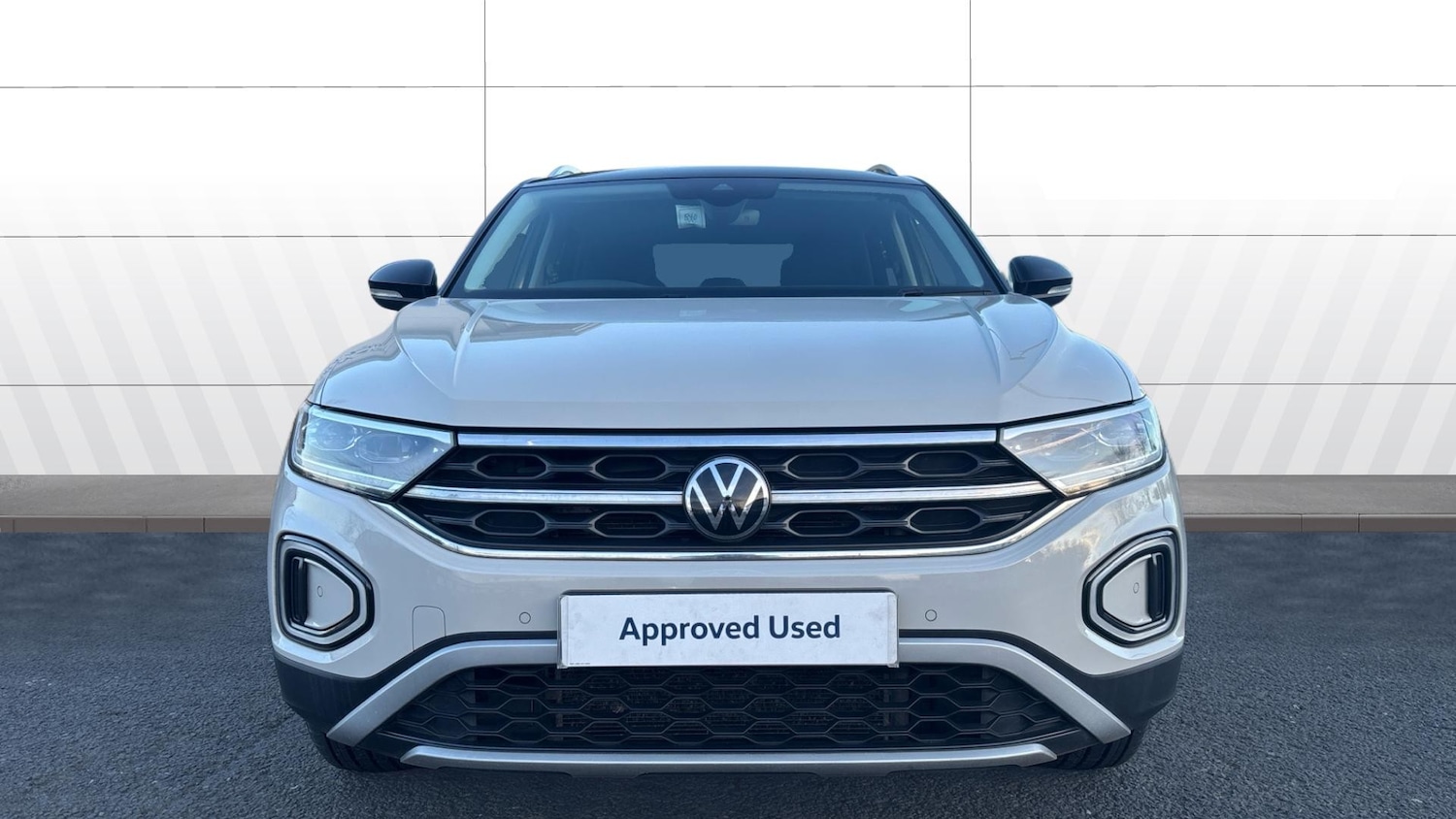 Used Volkswagen T-Roc 2022 for sale - 77732295: Photo 3