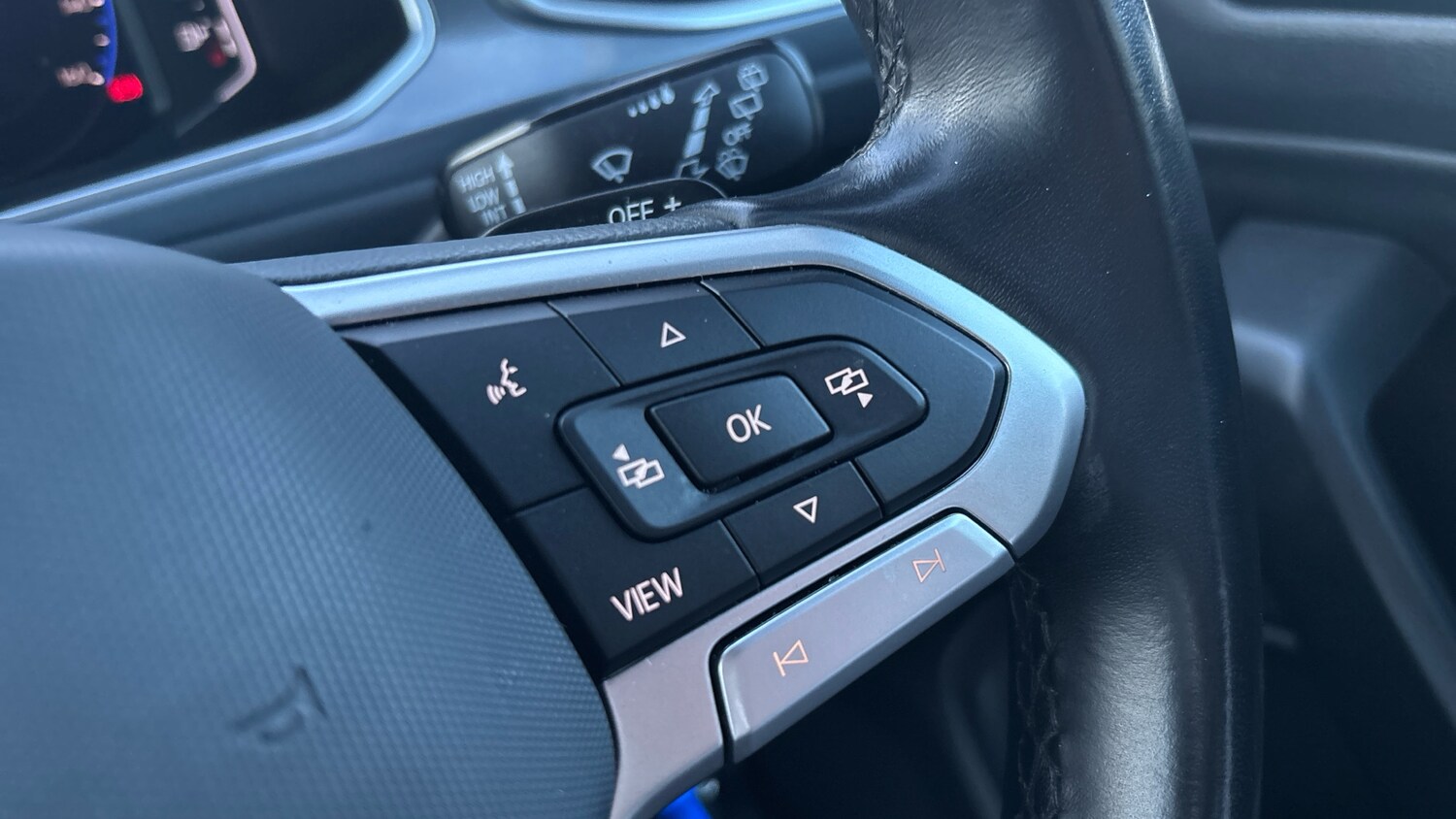 Used Volkswagen T-Roc 2022 for sale - 77732295: Photo 34