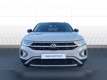 Used Volkswagen T-Roc 2022 for sale - 77732295: Photo