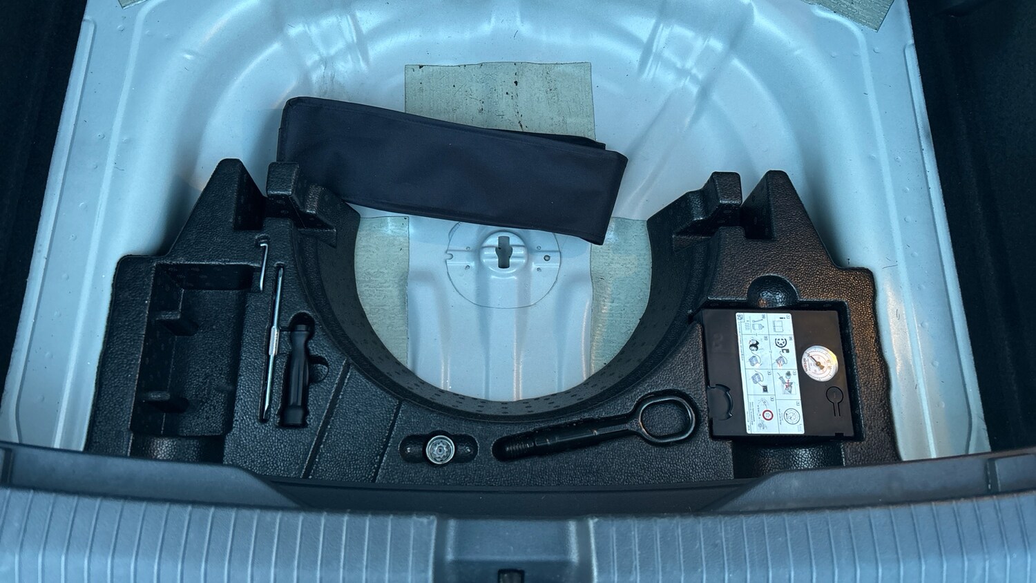 Used Volkswagen T-Roc 2022 for sale - 77732295: Photo 40