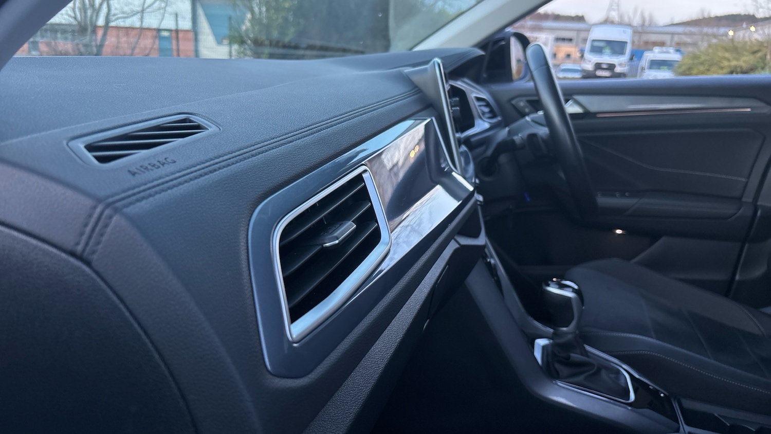 Used Volkswagen T-Roc 2022 for sale - 77732295: Photo 45