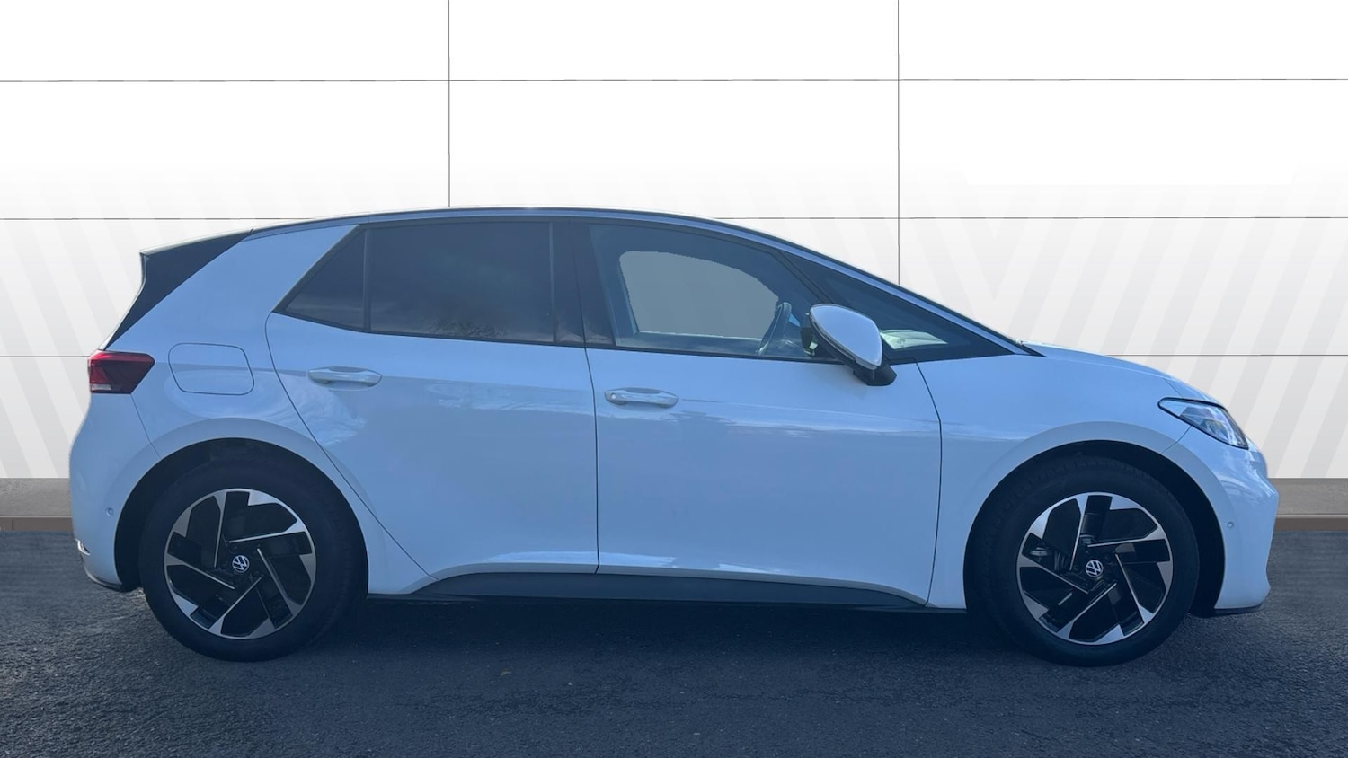 Used Volkswagen ID.3 2025 for sale - 78028436: Photo 5