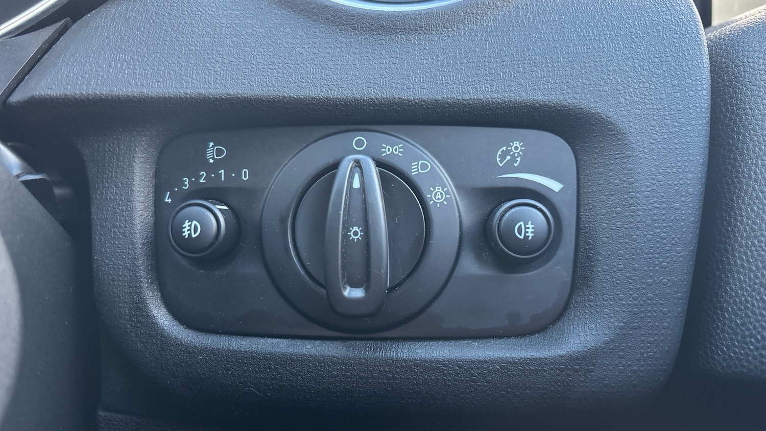 Used Ford Fiesta 2017 for sale - 77151878: Photo 24