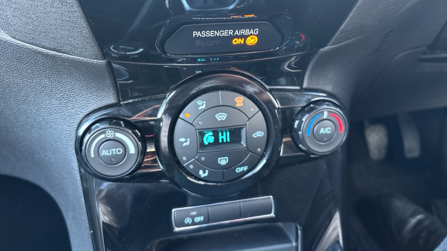 Used Ford Fiesta 2017 for sale - 77151878: Photo 43