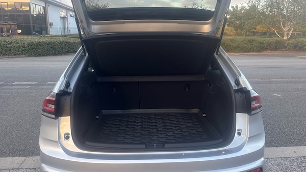 Used Volkswagen Taigo 2023 for sale - 76028039: Photo 4