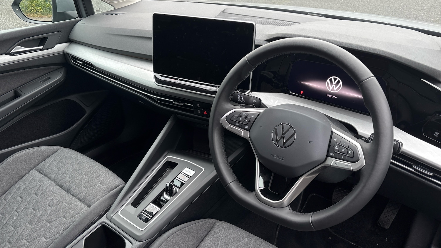 Used Volkswagen Golf 2024 for sale - 77813301: Photo 11