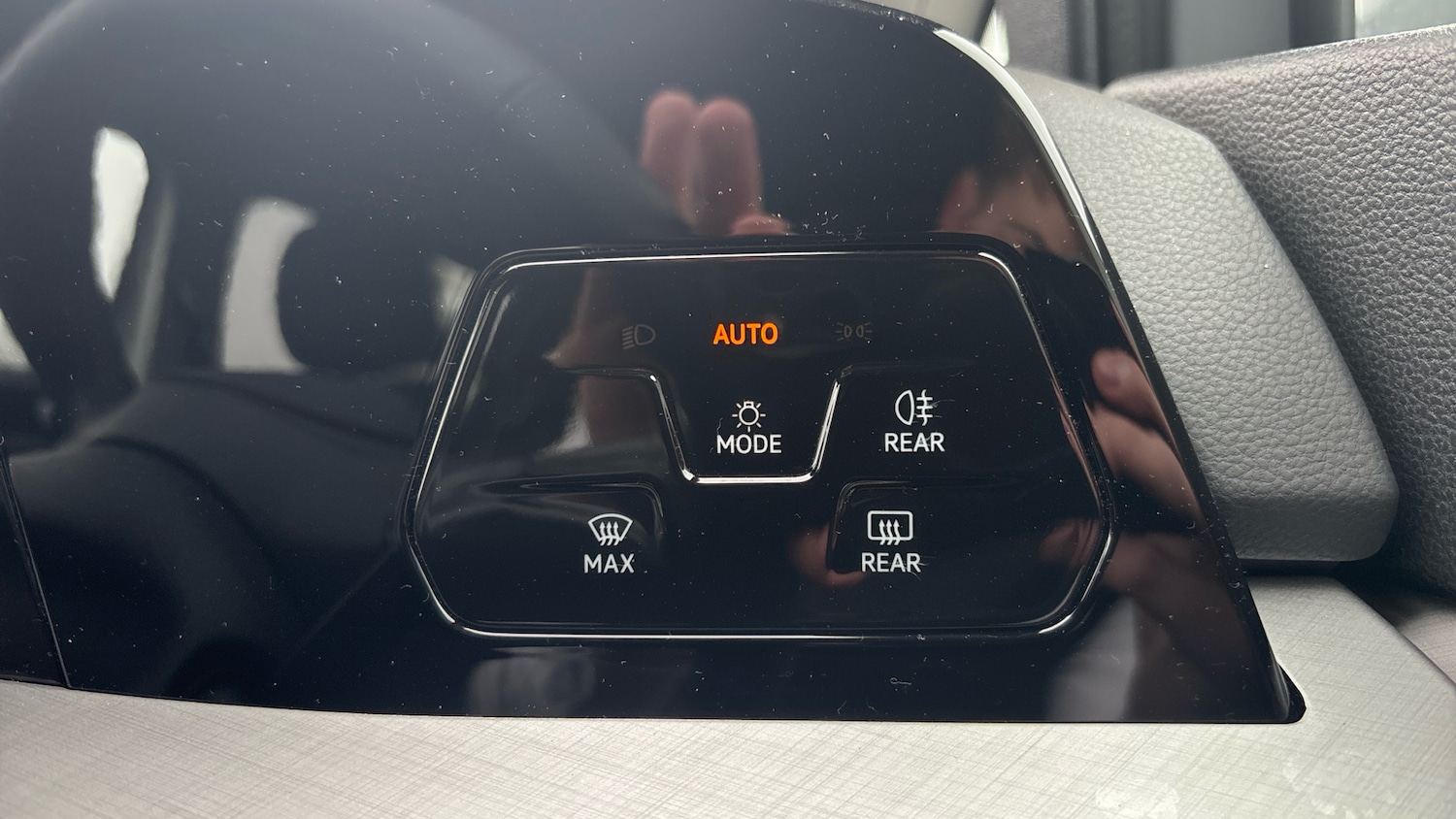 Used Volkswagen Golf 2024 for sale - 77813301: Photo 30