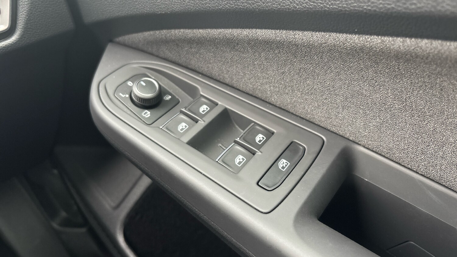 Used Volkswagen Golf 2024 for sale - 77813301: Photo 31