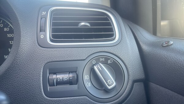 Used Volkswagen Polo 2012 for sale - 76067463: Photo 42