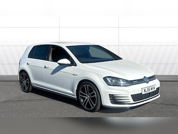 Used Volkswagen Golf 2016 for sale - 78389117: Photo