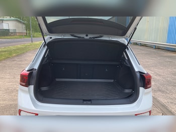 Used Volkswagen T-Roc 2022 for sale - 78502336: Photo