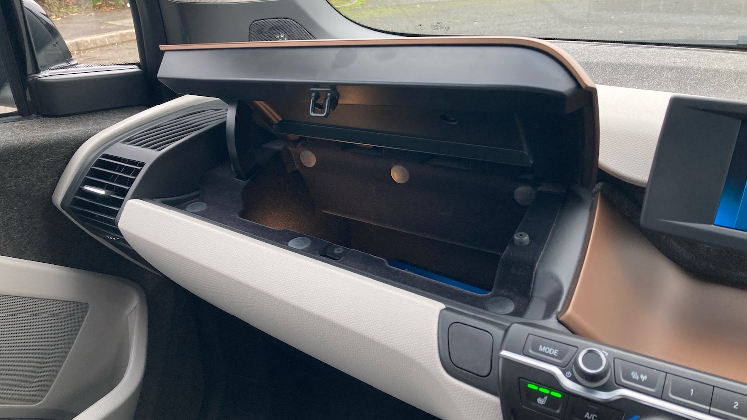 Used BMW i3 2022 for sale - 77085404: Photo 40