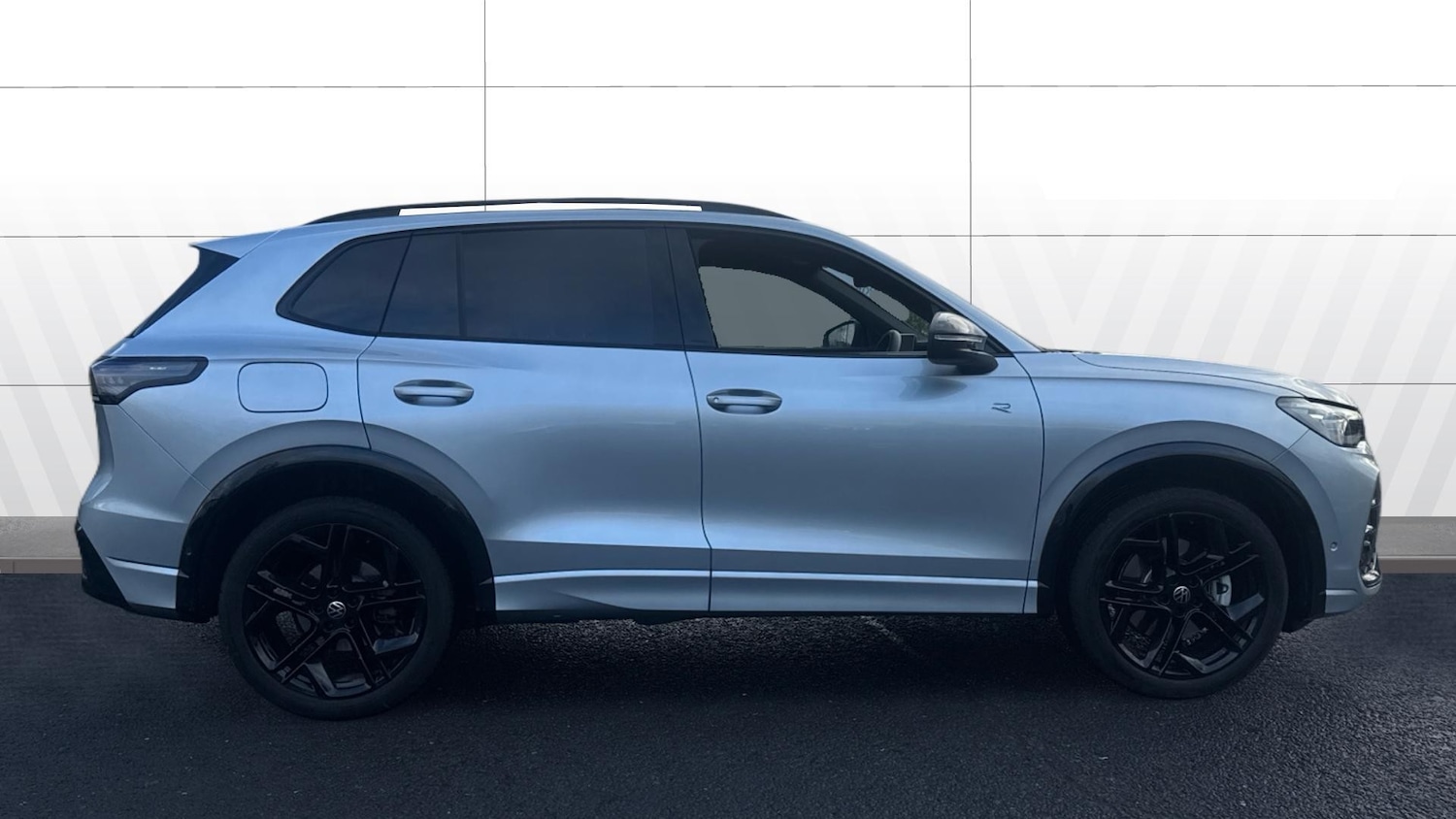 Used Volkswagen Tiguan 2025 for sale - 77208846: Photo 5