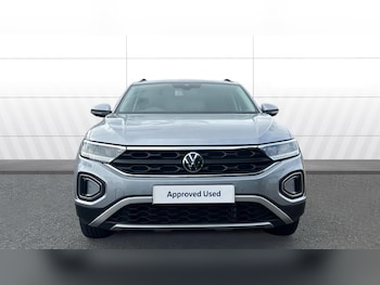 Used Volkswagen T-Roc 2024 for sale - 79194282: Photo