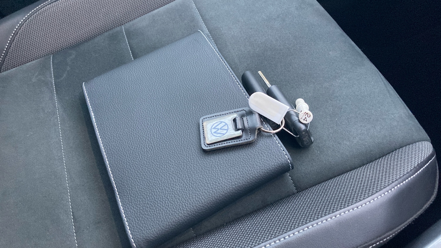 Used Volkswagen T-Roc 2023 for sale - 77195651: Photo 19