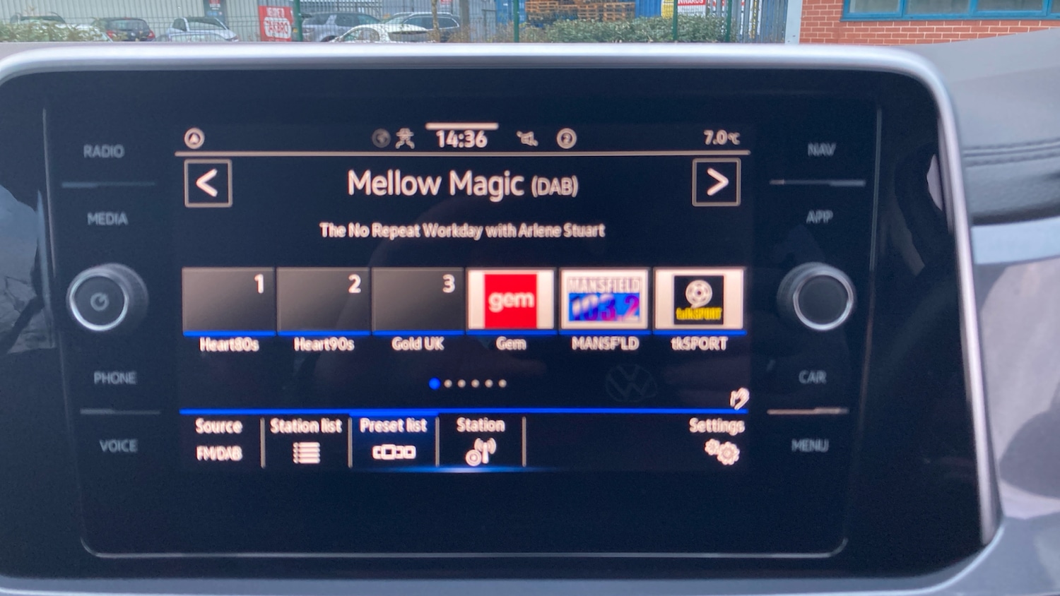 Used Volkswagen T-Roc 2023 for sale - 77195651: Photo 27