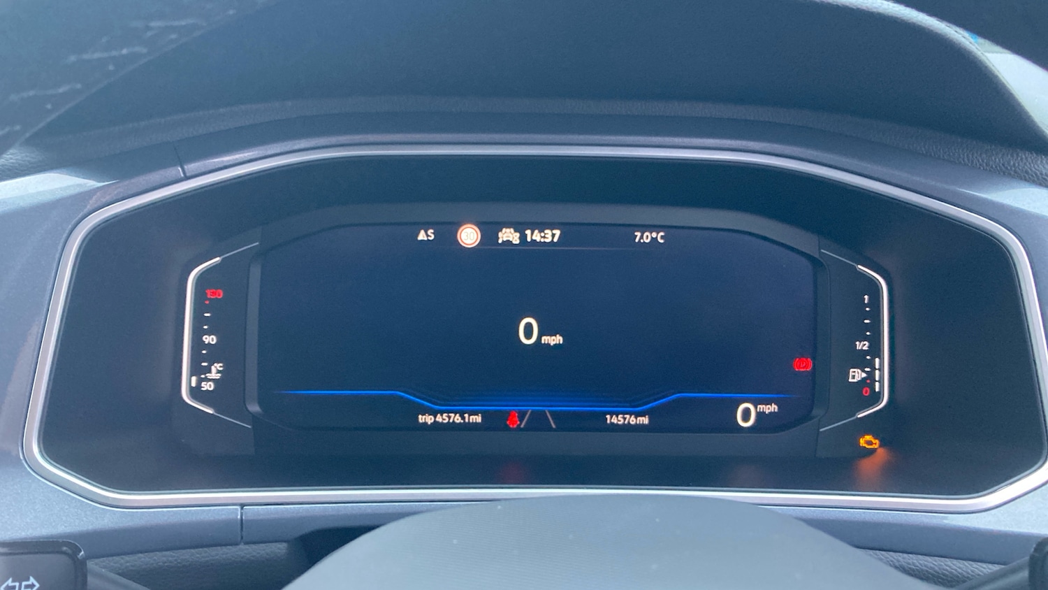 Used Volkswagen T-Roc 2023 for sale - 77195651: Photo 34