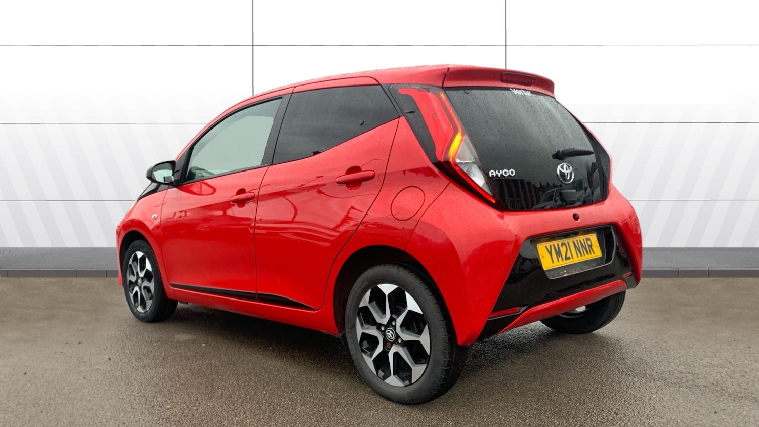 Used Toyota AYGO 2021 for sale - 76980750: Photo 2