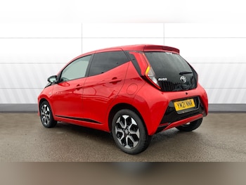 Used Toyota AYGO 2021 for sale - 76980750: Photo