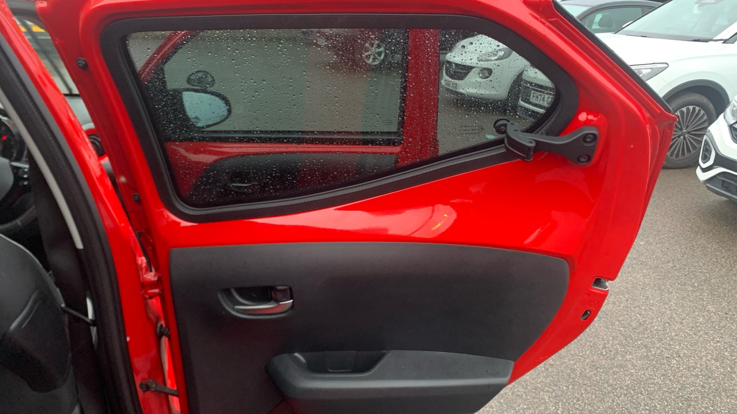 Used Toyota AYGO 2021 for sale - 76980750: Photo 61