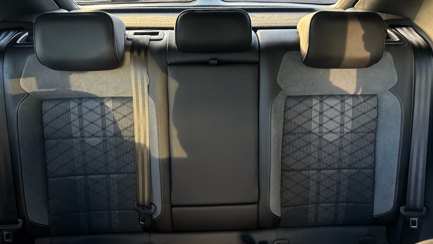 Used Volkswagen T-Roc 2024 for sale - 76719197: Photo 15