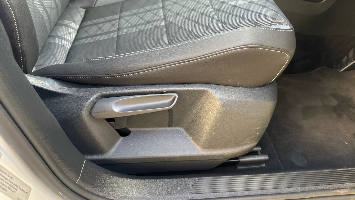 Used Volkswagen T-Roc 2024 for sale - 76719197: Photo 28