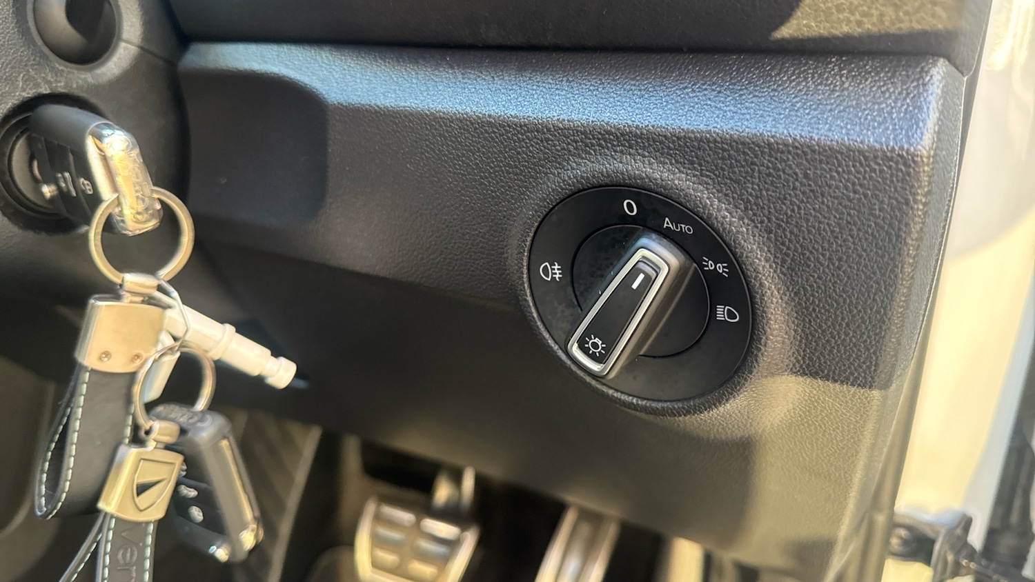 Used Volkswagen T-Roc 2024 for sale - 76719197: Photo 31