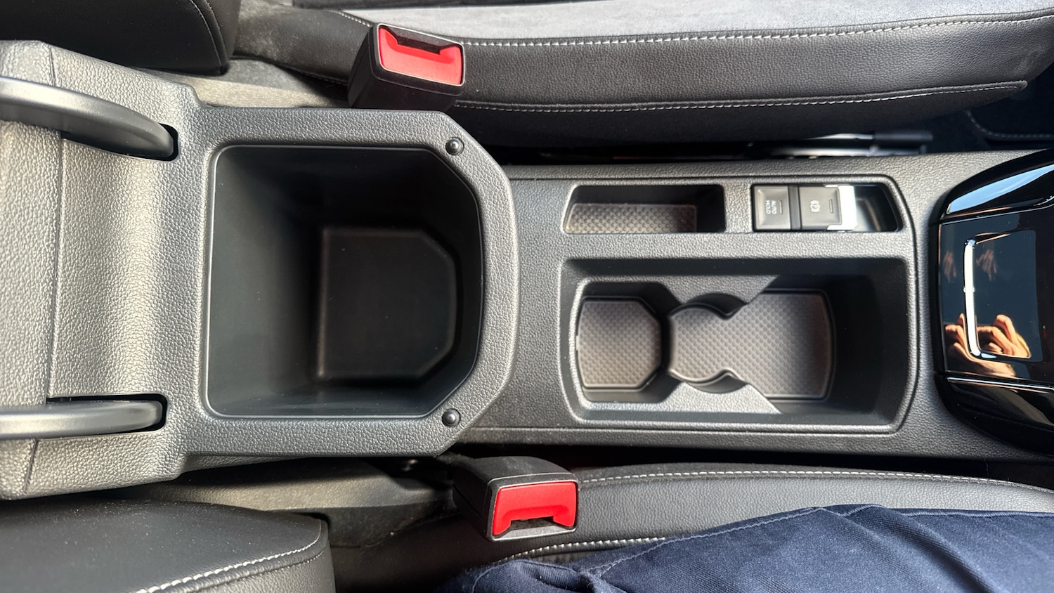 Used Volkswagen T-Roc 2024 for sale - 76719197: Photo 32