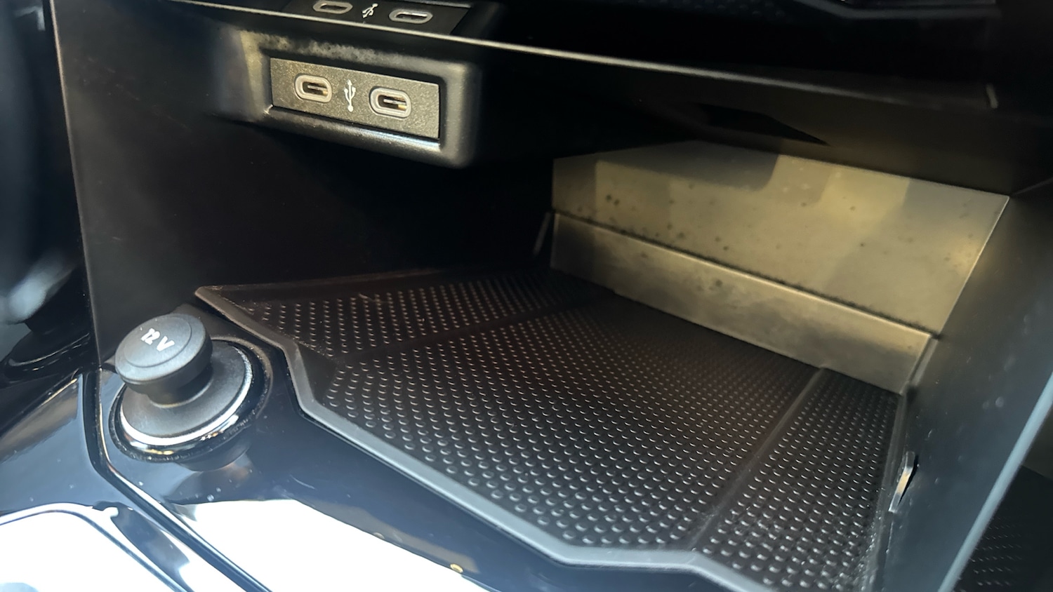 Used Volkswagen T-Roc 2024 for sale - 76719197: Photo 34