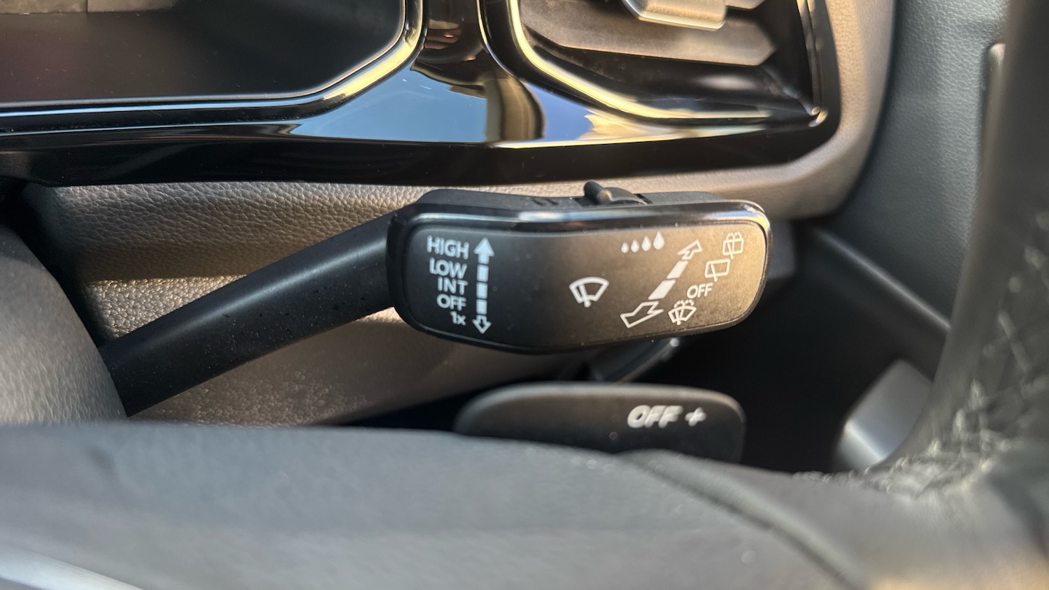 Used Volkswagen T-Roc 2024 for sale - 76719197: Photo 36