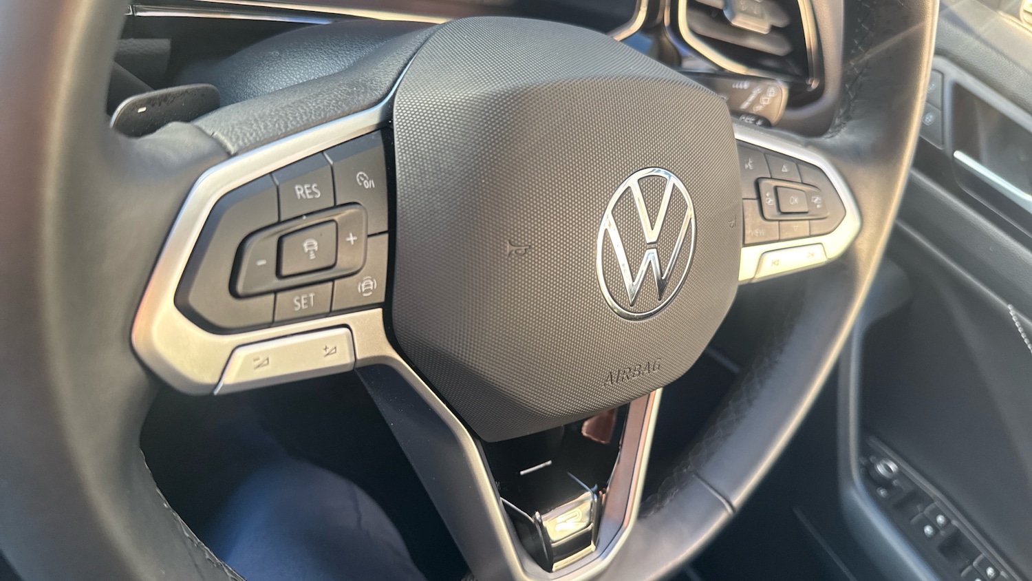 Used Volkswagen T-Roc 2024 for sale - 76719197: Photo 37