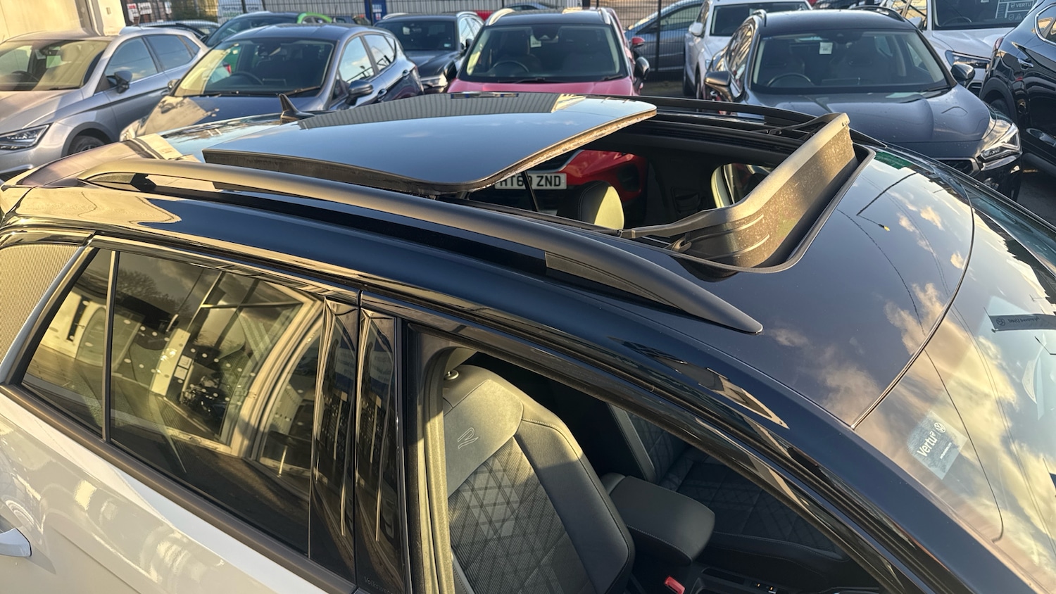 Used Volkswagen T-Roc 2024 for sale - 76719197: Photo 42