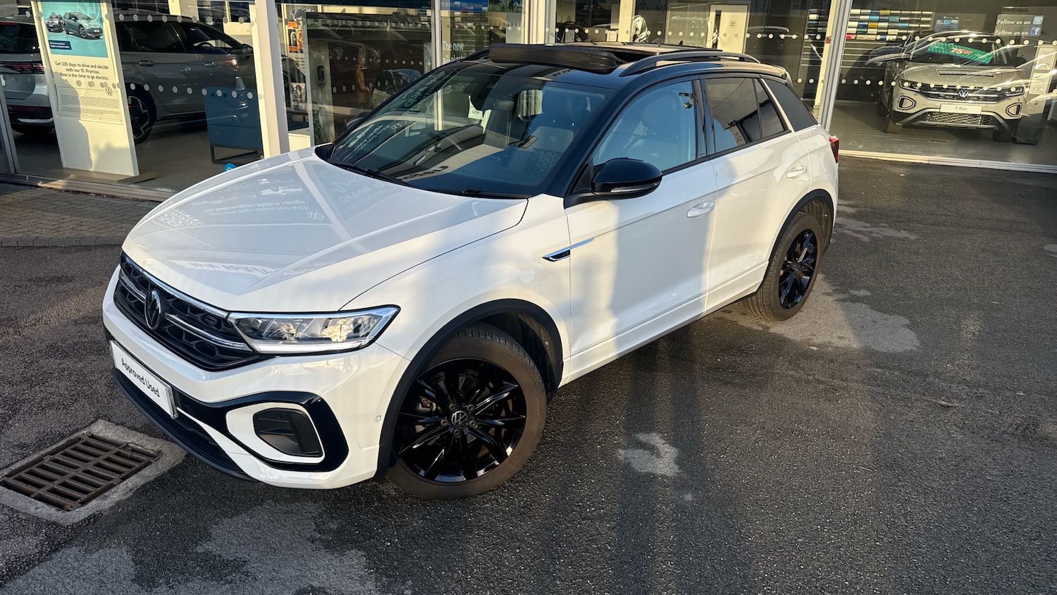 Used Volkswagen T-Roc 2024 for sale - 76719197: Photo 45