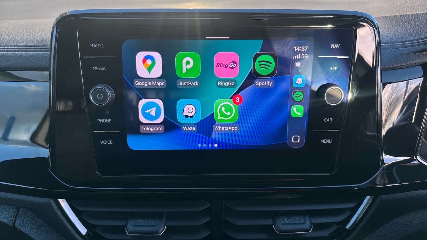 Used Volkswagen T-Roc 2024 for sale - 76719197: Photo 50