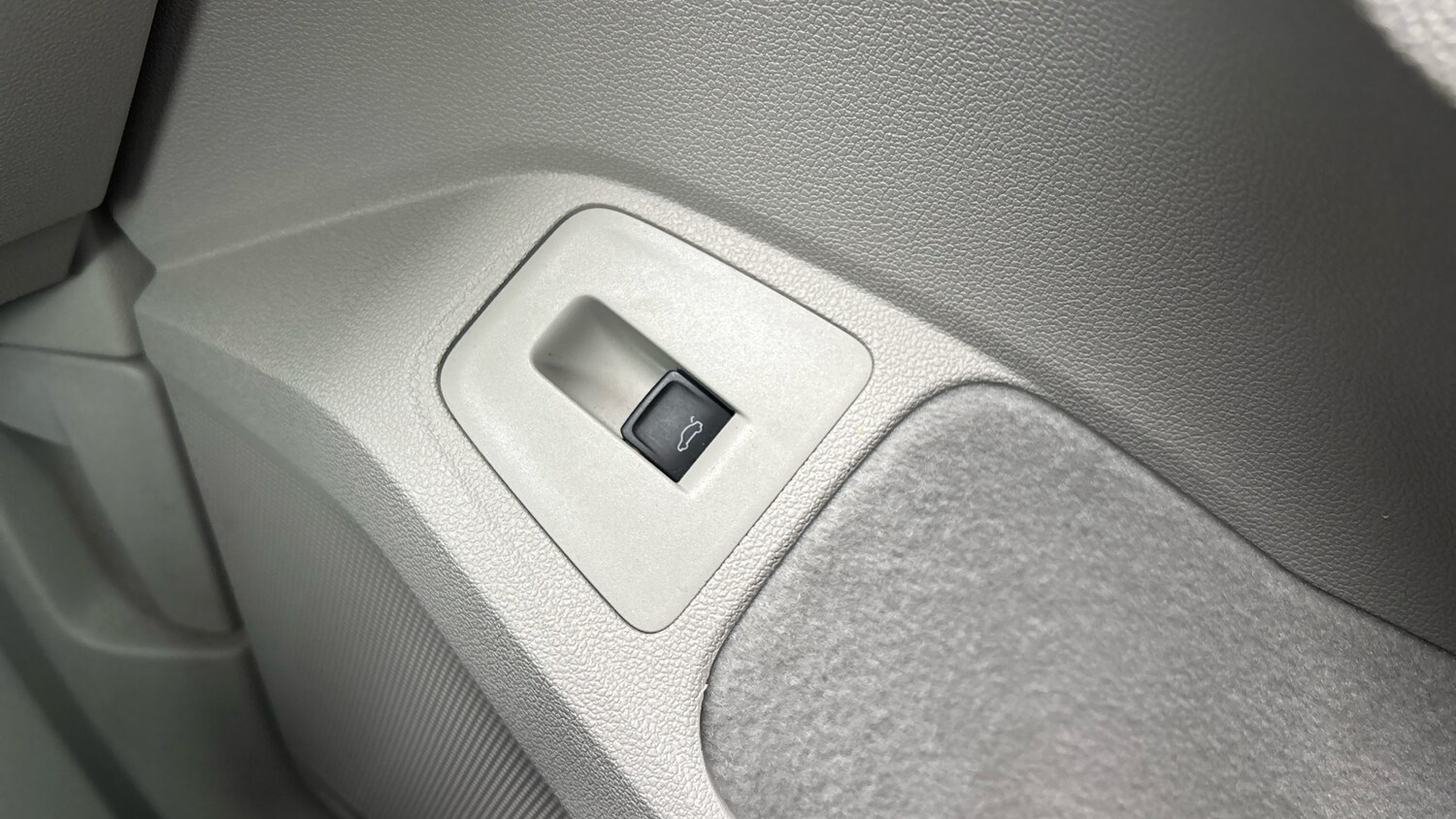 Used Volkswagen Tiguan 2022 for sale - 77649799: Photo 33