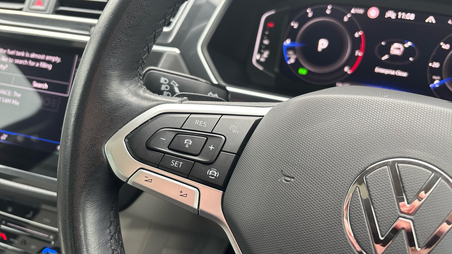 Used Volkswagen Tiguan 2022 for sale - 77649799: Photo 36