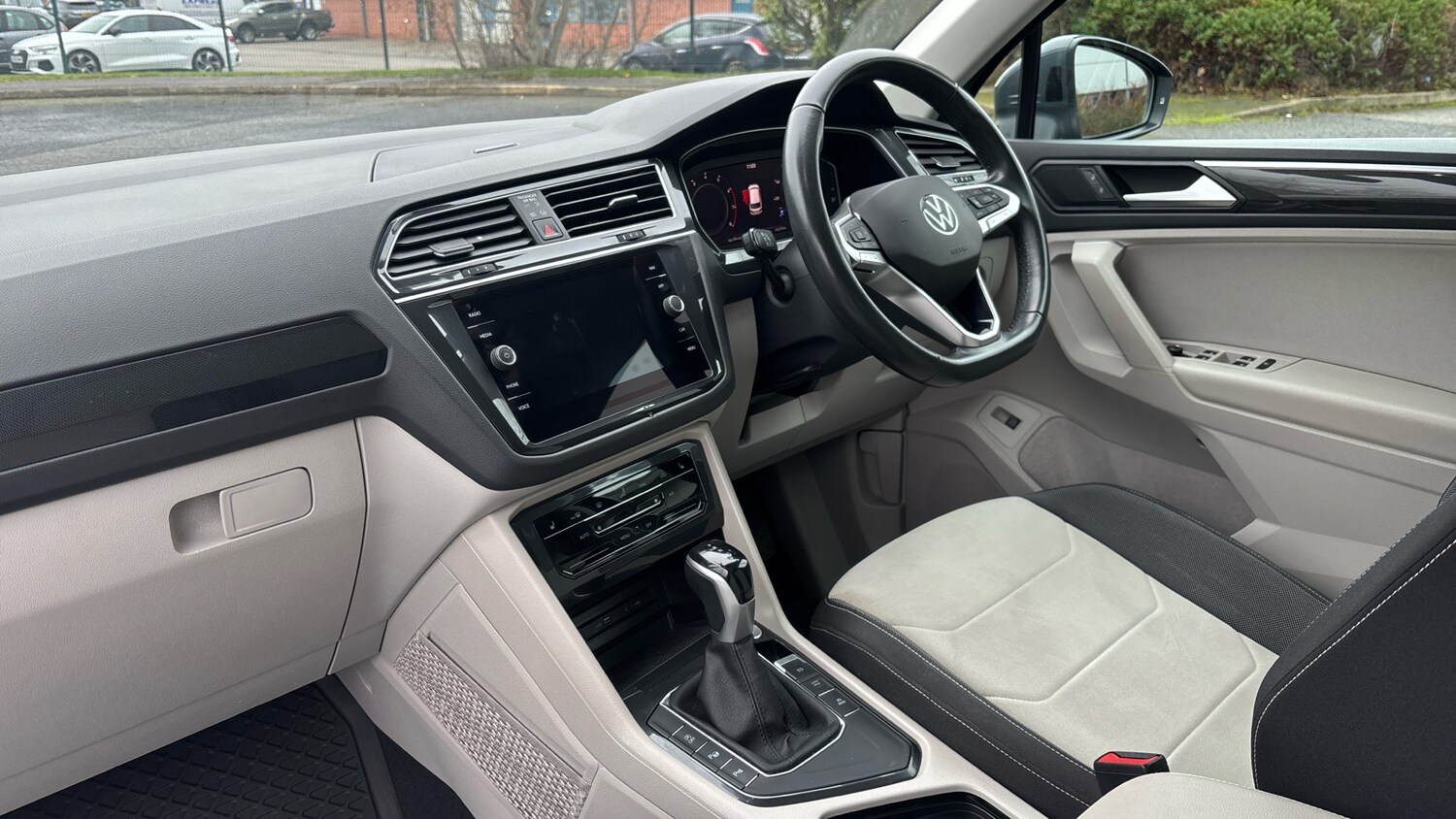 Used Volkswagen Tiguan 2022 for sale - 77649799: Photo 9