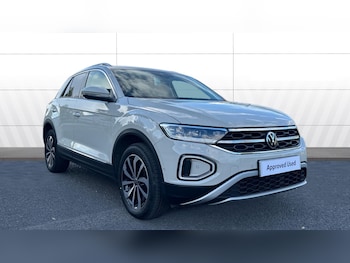 Used Volkswagen T-Roc 2022 for sale - 75903903: Photo