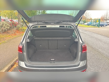 Used Volkswagen Golf SV 2019 for sale - 76430718: Photo