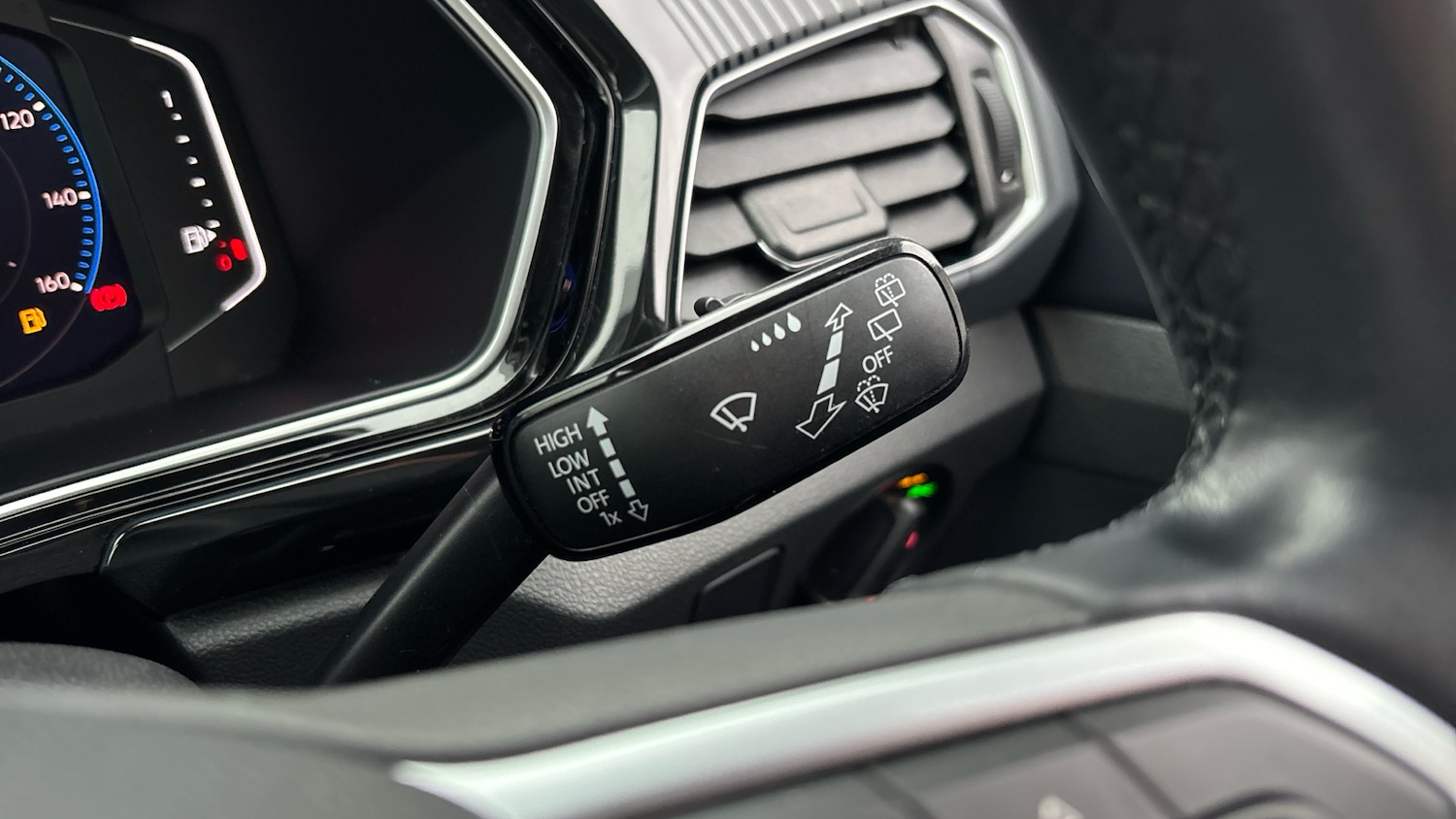 Used Volkswagen T-Cross 2019 for sale - 76777178: Photo 36