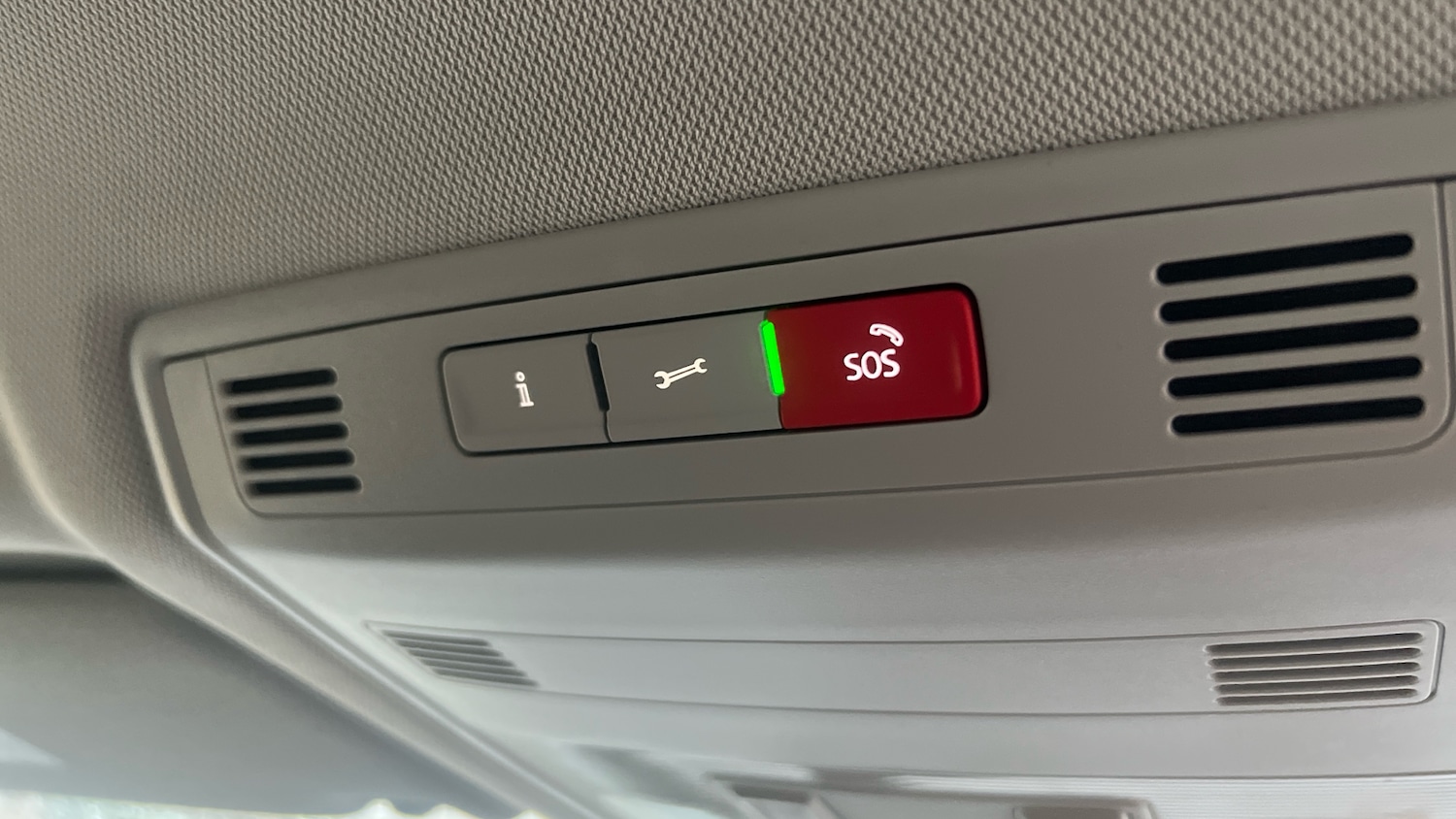 Used Volkswagen T-Roc 2024 for sale - 77516371: Photo 28